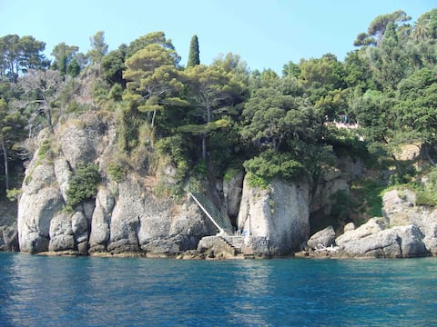 Luxury and peace in Portofino