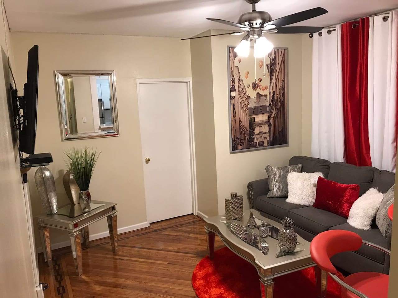 Lovely Two Bedroom Apartment In Manhattan Nyc Apartments