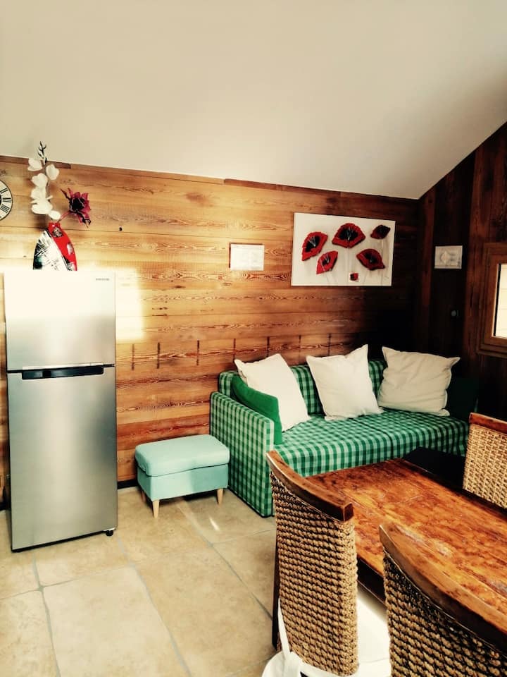 Jolie Maisonnette Type Chalet Avec Jacuzzi - Claviere