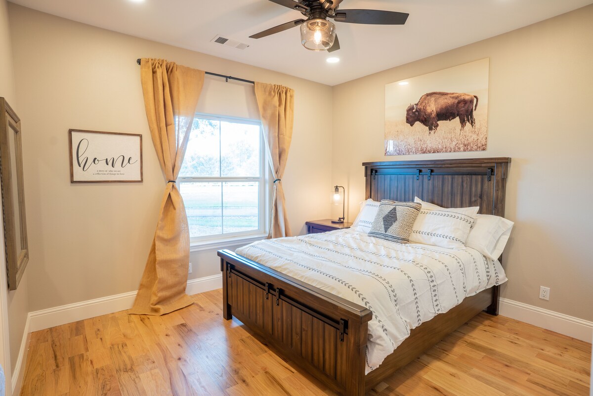 Dhomë dopio "queen" me banjë Jack-n-Jill