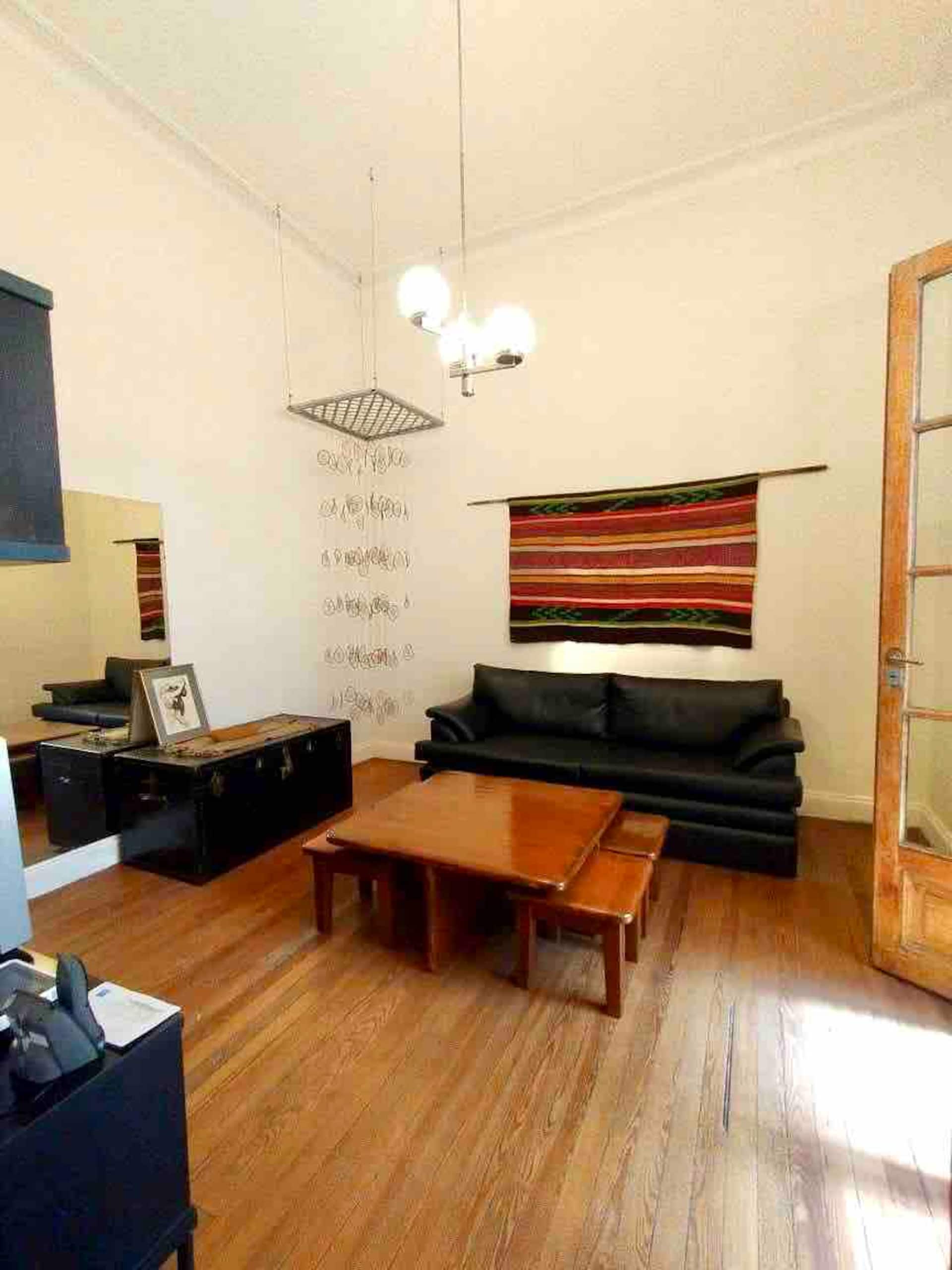 Charming period flat in the heart of San Telmo