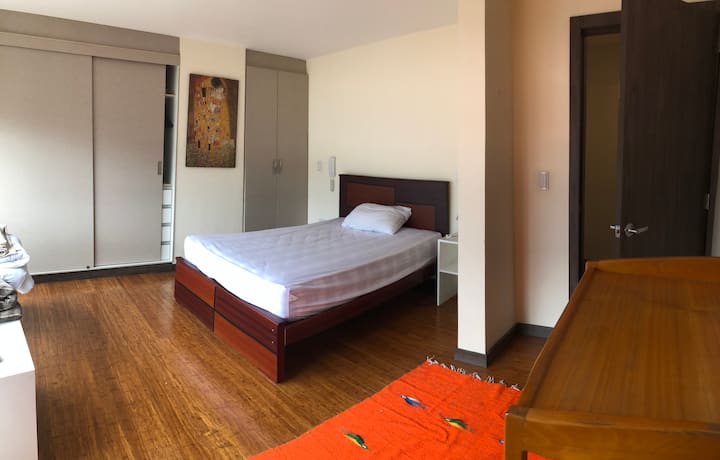 N2房源，卧室N 2 con baño privado。
2号卧室，带独立卫生间。
2号客房，带独立卫生间