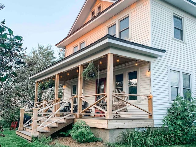 Little Square Farmhouse + Pottery Studio