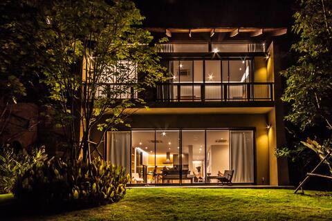 Khaoyai Kirimaya Atta Residence 5 BR Villa (B04)