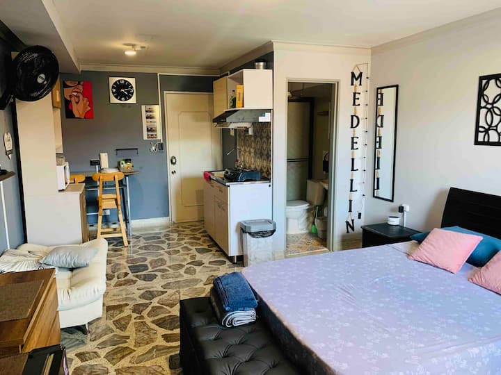 Studio Fastwi-fi*close To Laureles*great Area* - Medellín