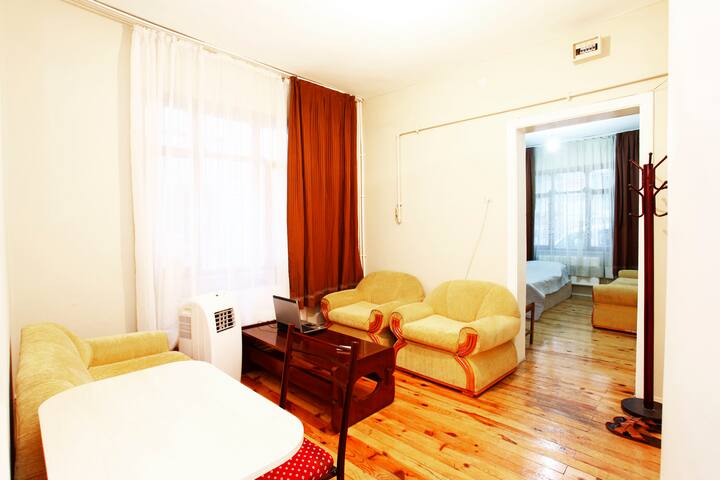 Apartment flat entrance – Beyoglu gallery image 3