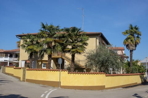 Top Airbnb: "Romana 2" apartment for 5 guests in Grad Novigrad