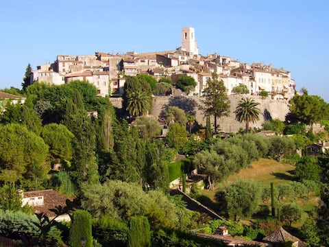Airbnb performant: St Paul - Heart of the Village - Charming Suite à Saint Paul De Vence