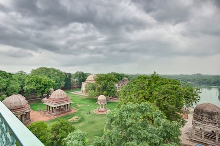 Heritage Apt 3@ Hauz Khas Village