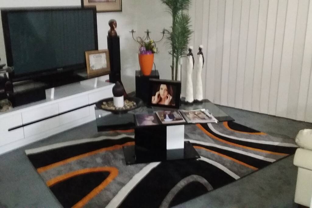 Relaxing room to watch TV
