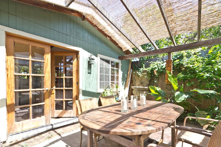 Detached guest studio