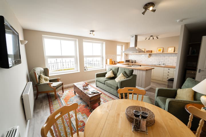 The Nest - Sea View Apartment - Cromer