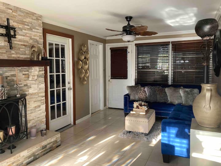 Yardley Resort-style Getaway - Willow Pond, Yardley