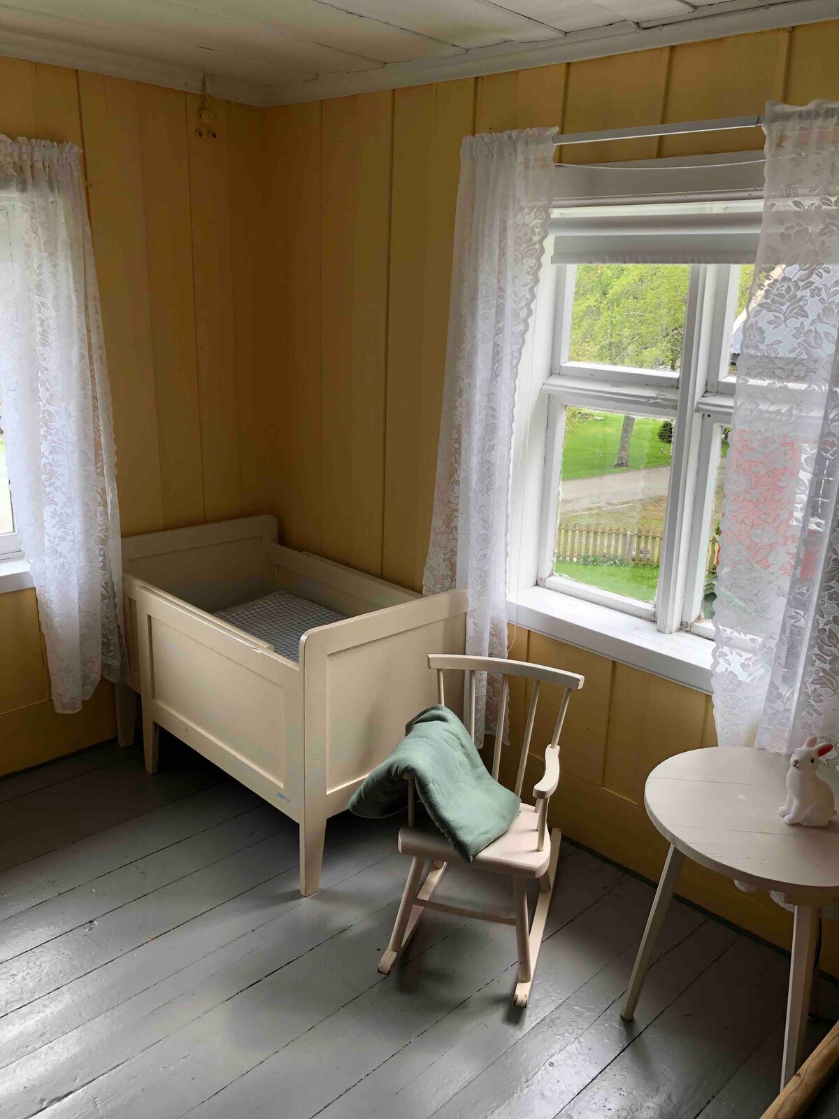 Gul - kammerset: Бебешко креватче (55x110)