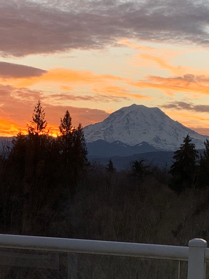 Orting Vacation Rentals & Homes Washington, United States Airbnb