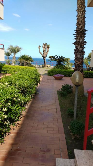 Private access to the sea