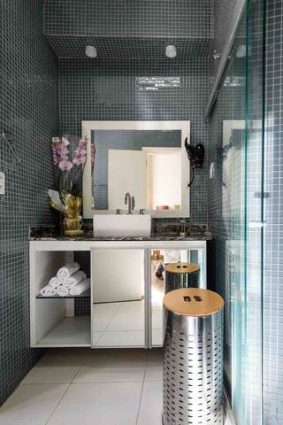 Fun and Luxury in Leblon gallery image 5