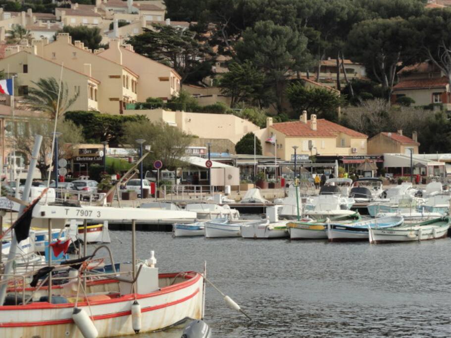 le port de la madrague