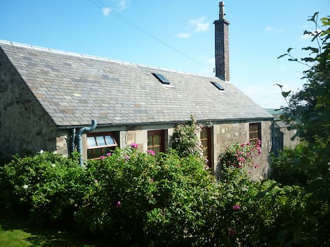 Ardormie Farm Cottage - ugodna seoska kuća za 2 osobe