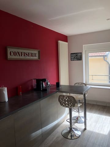 Anthony’s appartment private room and bathroom