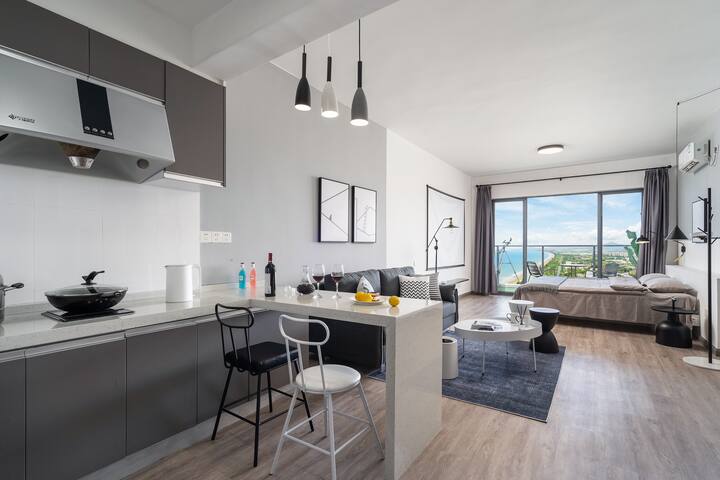 【喜欢·你】三亚湾180°全海景一居（30米海边`可做饭`游泳池/近椰梦长廊/天涯海角/西岛/南山寺