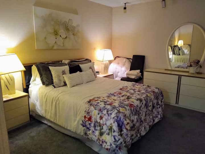 Предна спална соба