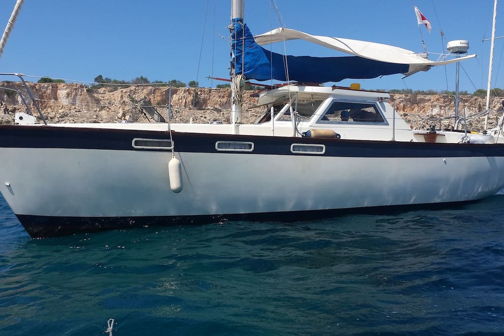 boat on the sea, where will be your home holiday