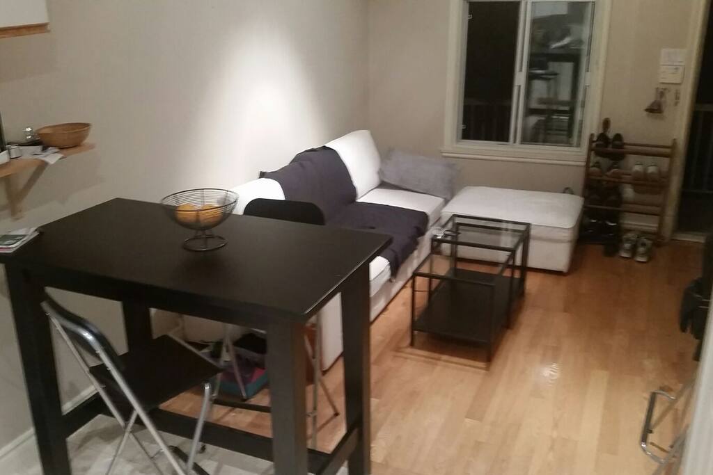 Day living room