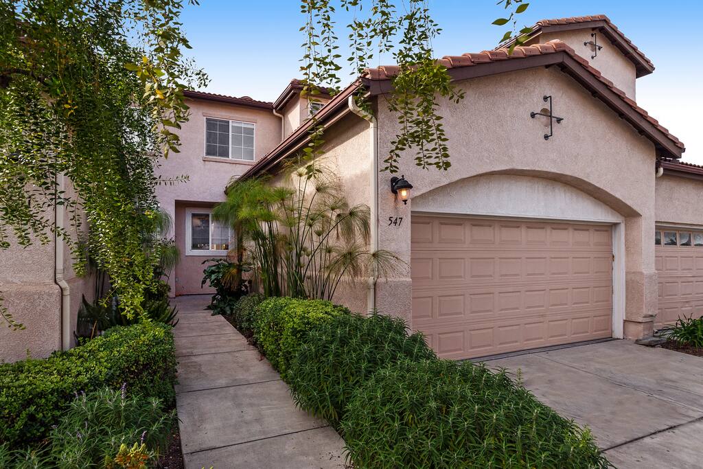 Off-street Parking, Contemporary Style, New Construction