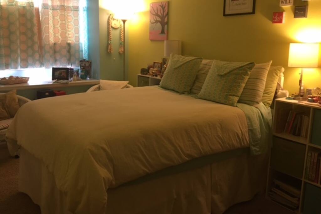 Your stay will include a bedroom with full size bed, shared bathroom, coffee and fruit in the morning . I look forward to hearing from you.