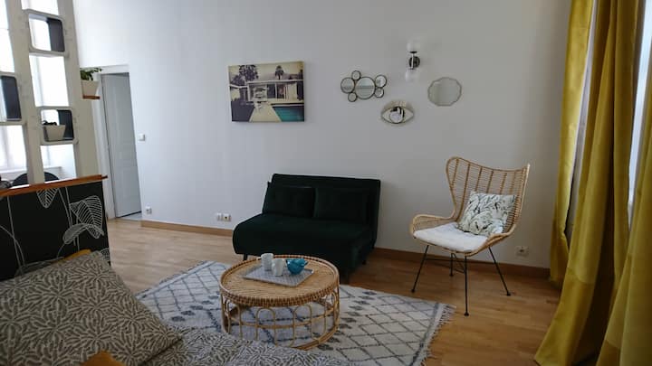 Grand Studio Centre Ville, 2 Mins à Pied De Plage - La Rochelle