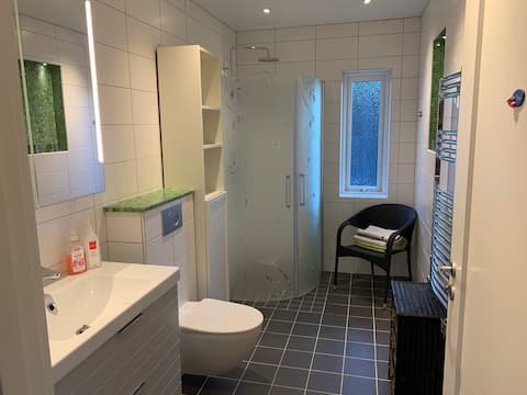 Private apartment in villa in quiet Vistaberg