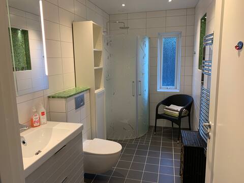 Private apartment in villa in quiet Vistaberg