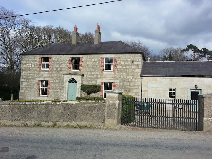 Period farm house  (35 mins from Dublin airport)