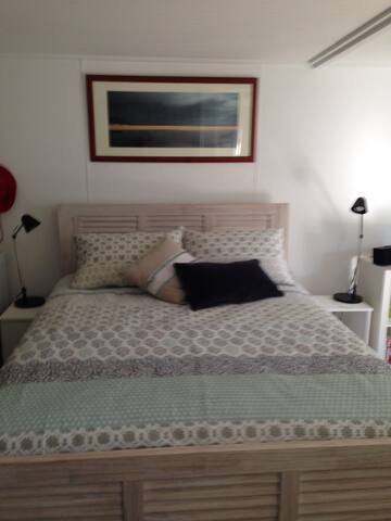 "Zahra" is private & peaceful!