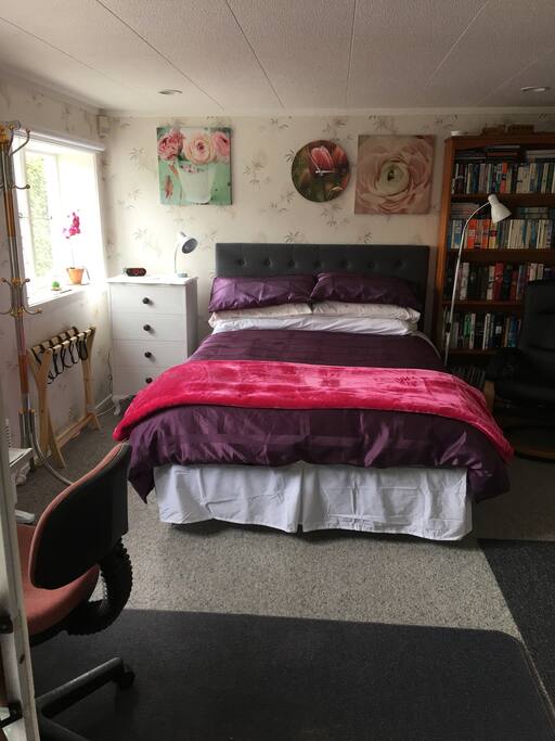 A change around in the bedroom.