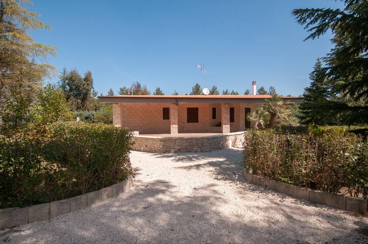 Chez-Antoinette country villa gallery image 4