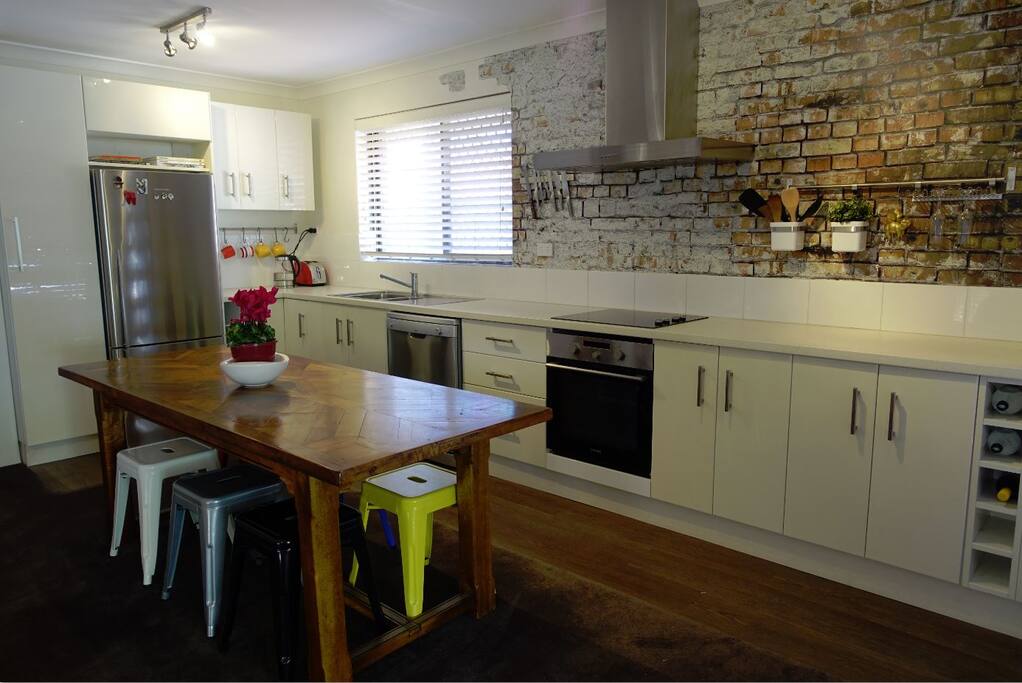 Dining/Kitchen