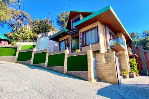 A Luxurious Paradise Homestay Mussoorie