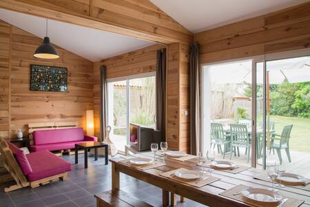 MAKAHA 6 persons House