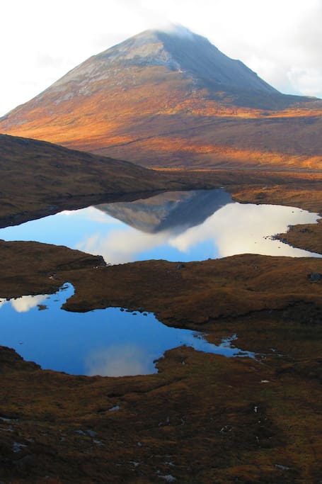Hillwalking in the Derryveagh Mountains about 15 minutes' drive. Glenveagh National Park 25 minutes.