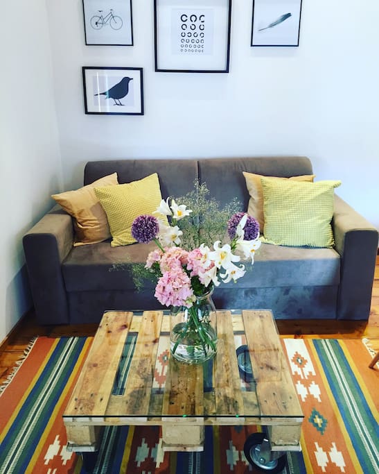Extendable Couch