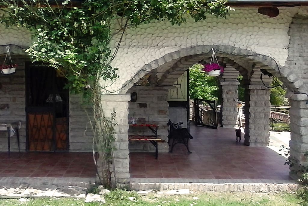 Portico e Giardino