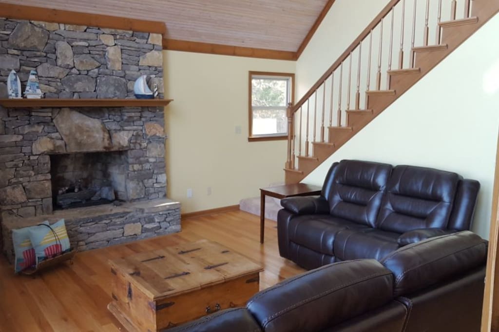 Living/gathering area