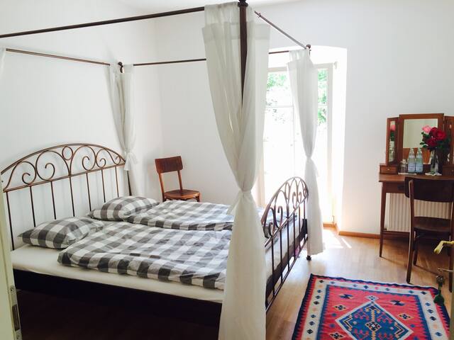 Charming Room im Zentrum von Meran