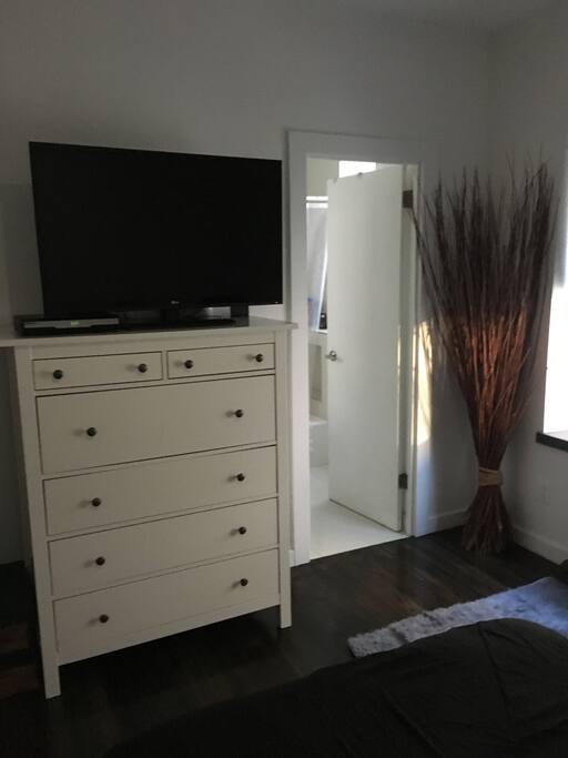 Dresser and TV in bedroom.
TV has cable or smart TV with Hulu , Netflix and amazon.