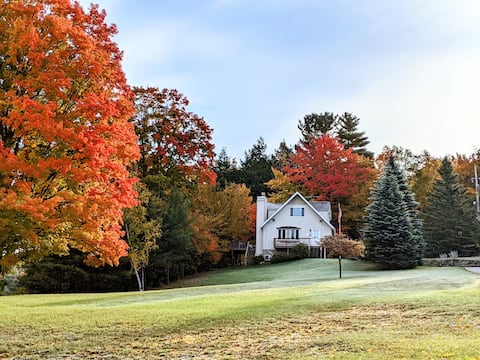 Charming four bedroom house on the hill