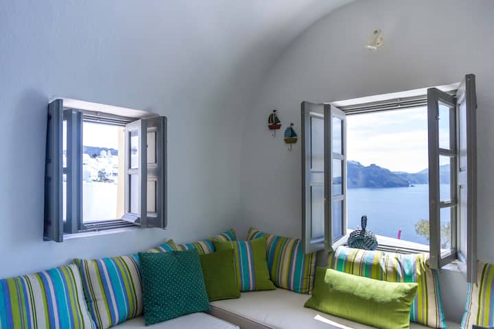 Likno Cave House - Oia