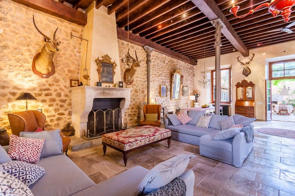 Stunning fireplace, cosy yet grand, includes 2 x double sofa beds