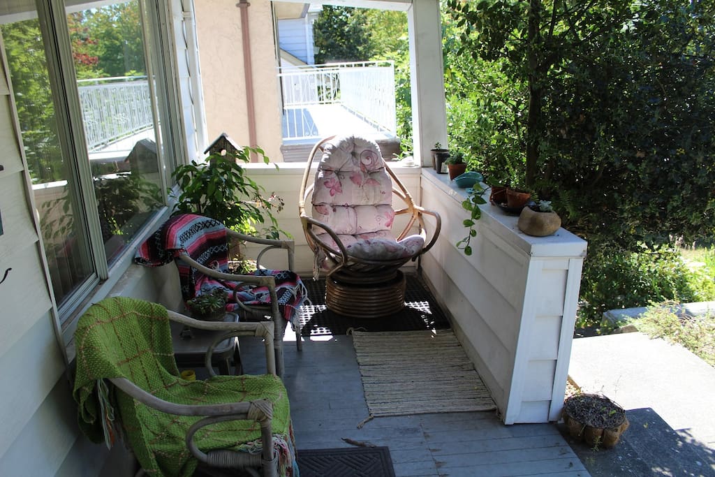 front porch for relaxing